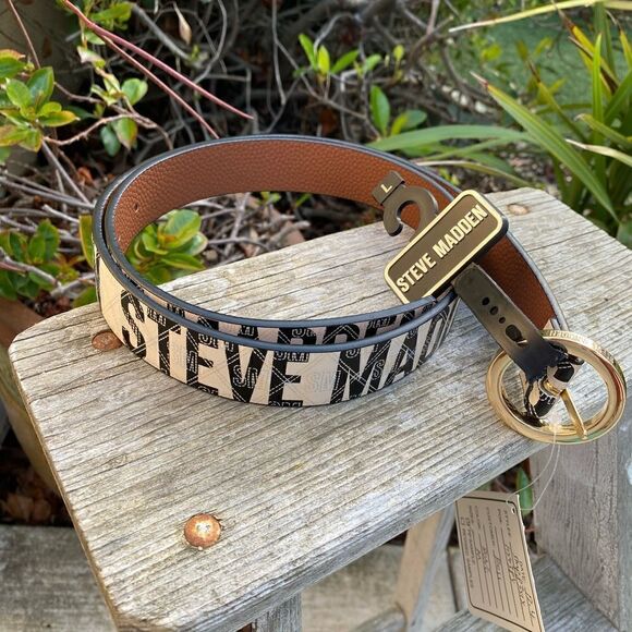 Steve Madden Faux Leather Cream Belt w/\